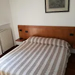 3 Tesori Bed & Breakfast Castel dʼArio